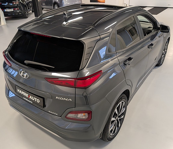 Hyundai Kona 12 of 30