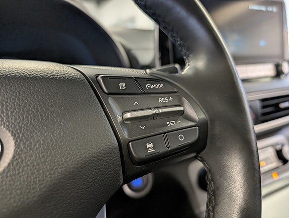 Hyundai Kona 27 of 30