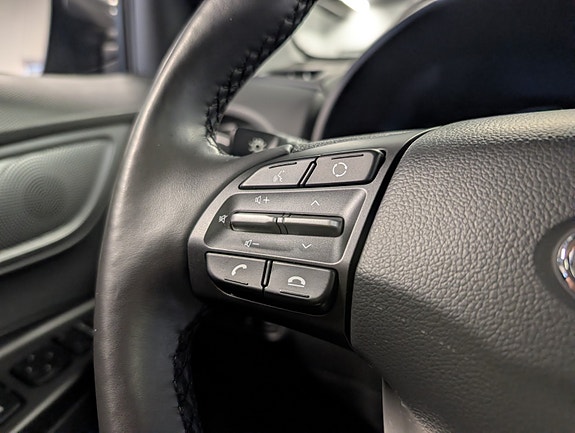 Hyundai Kona 26 of 30