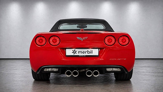 Chevrolet Corvette 10 of 30