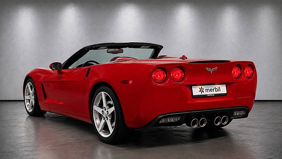 Chevrolet Corvette 12 of 30