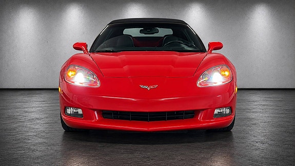 Chevrolet Corvette 3 of 30