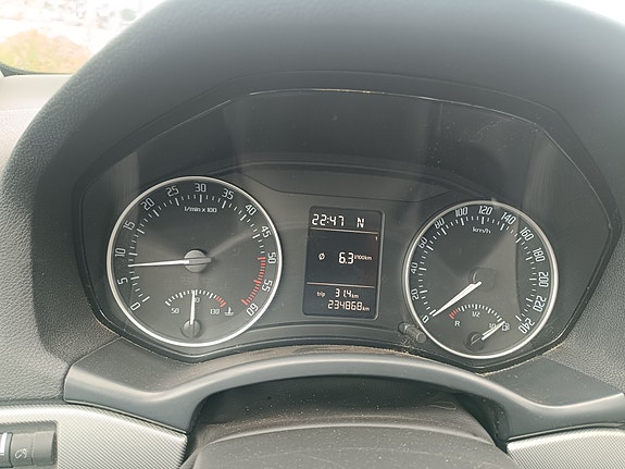 Skoda Octavia 11 of 29