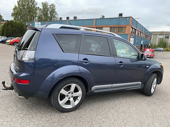 Mitsubishi Outlander 11 of 30