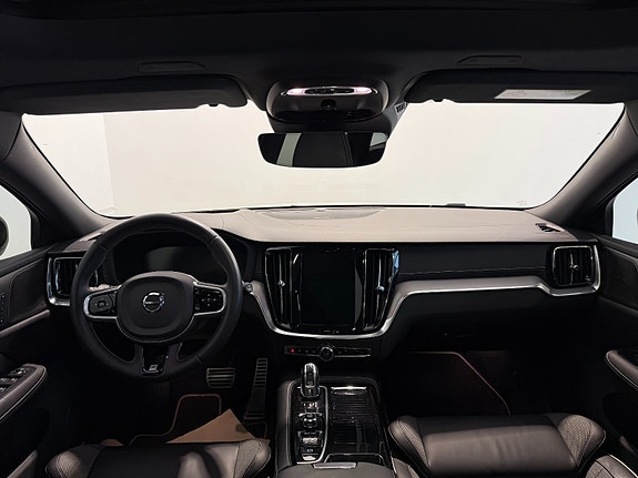 Volvo V60 18 of 30