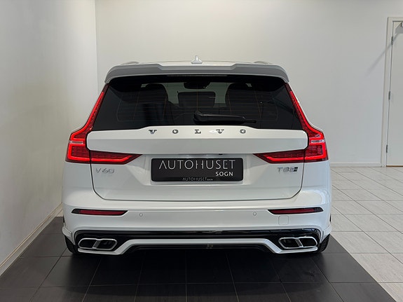 Volvo V60 7 of 30