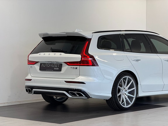 Volvo V60 6 of 30
