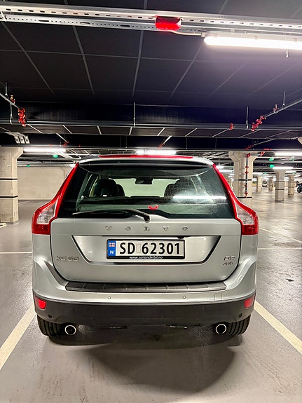 Volvo XC60 5 of 10