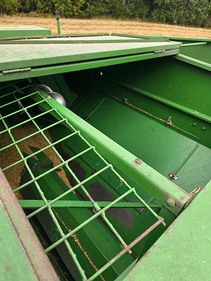 John Deere JD1144 5 of 9