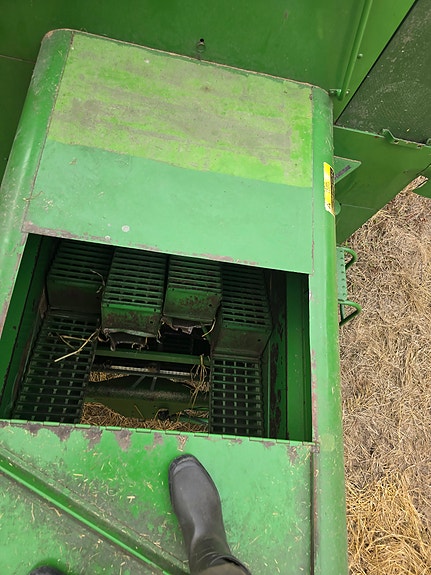 John Deere JD1144 8 of 9