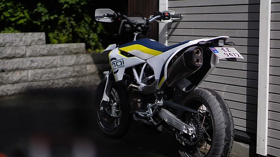 Husqvarna FE 701 9 of 9