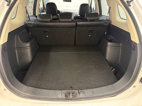 Mitsubishi Outlander 23 of 27