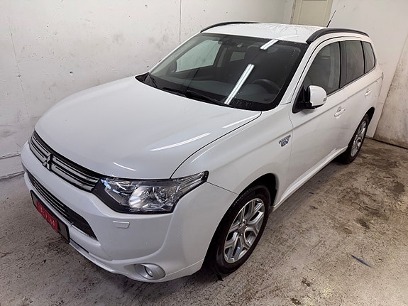 Mitsubishi Outlander 3 of 27