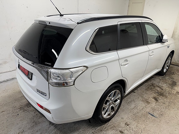 Mitsubishi Outlander 12 of 27
