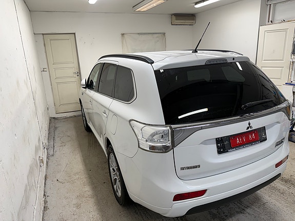 Mitsubishi Outlander 8 of 27