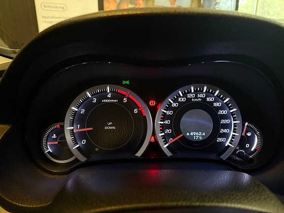 Honda Accord 25 of 30