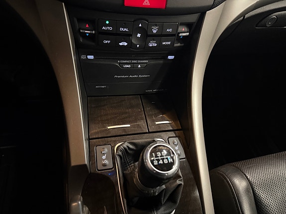 Honda Accord 28 of 30