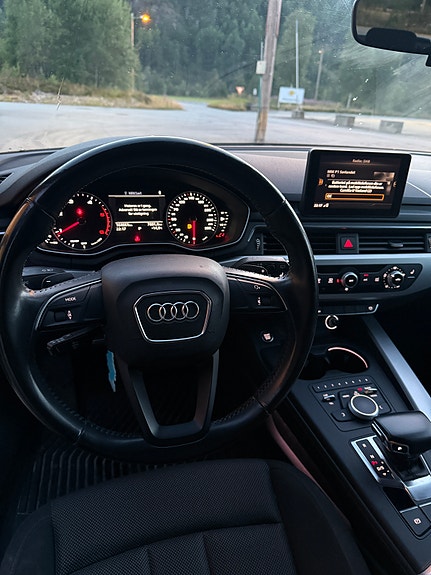 Audi A4 7 of 16
