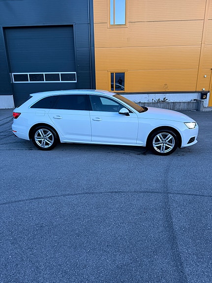 Audi A4 3 of 16