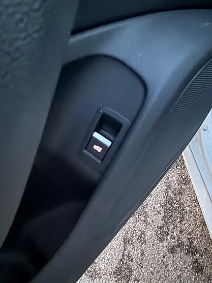 Audi A4 9 of 16