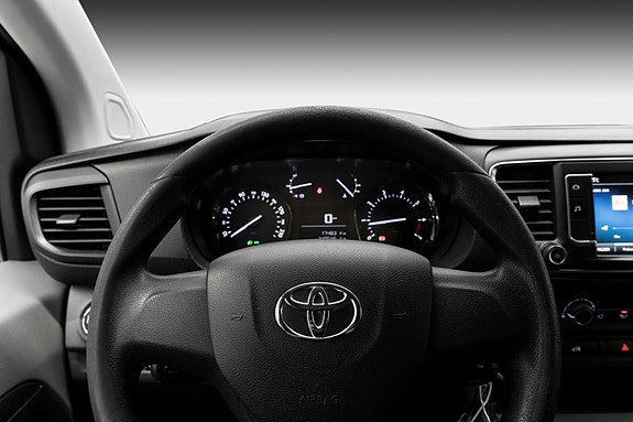 Toyota Proace 12 of 25