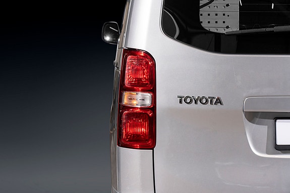 Toyota Proace 9 of 25