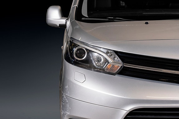 Toyota Proace 4 of 25