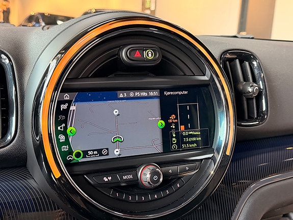 MINI Countryman Cooper SE 17 of 27