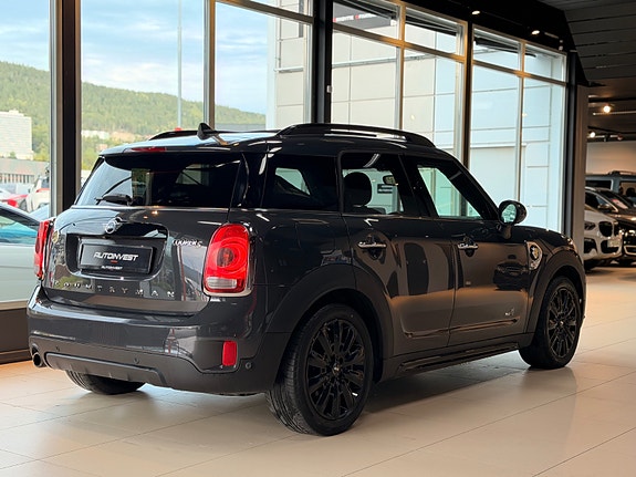 MINI Countryman Cooper SE 10 of 27