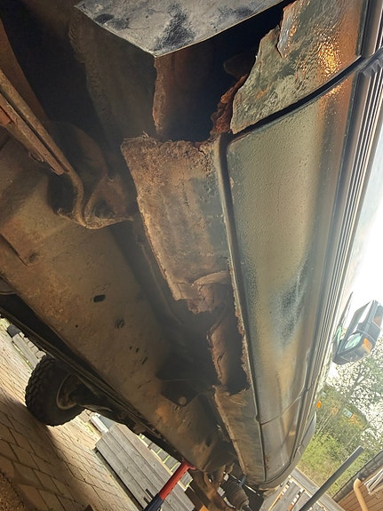 Chevrolet Suburban 20 of 30