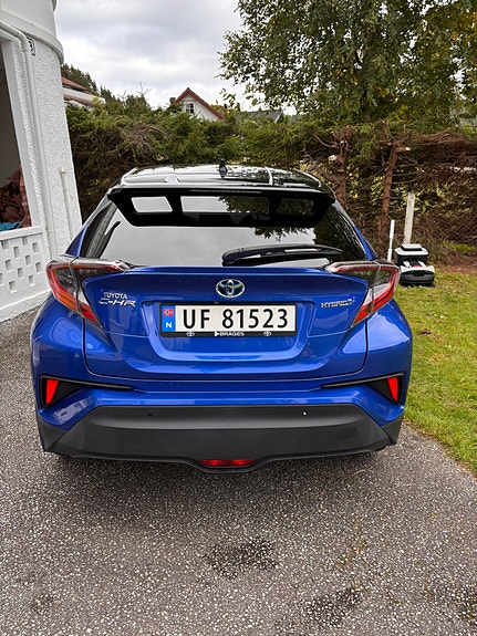 Toyota C-HR 15 of 30