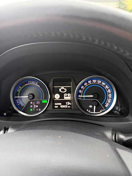 Toyota Auris 23 of 29