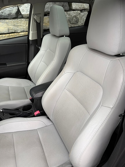 Toyota Auris 17 of 29