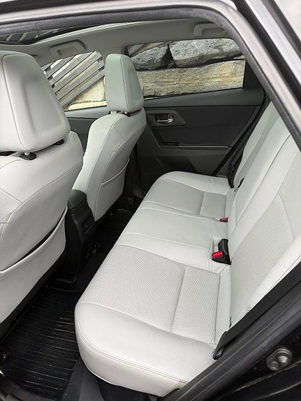 Toyota Auris 11 of 29