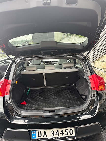 Toyota Auris 22 of 29
