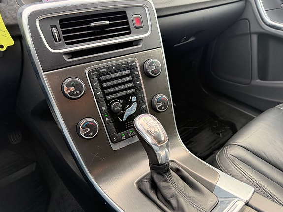 Volvo V60 22 of 22