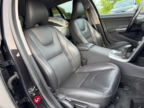 Volvo V60 16 of 22