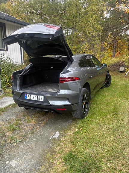 Jaguar I-PACE 6 of 18
