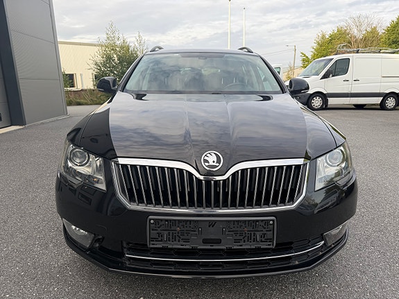 Skoda Superb 3 of 30