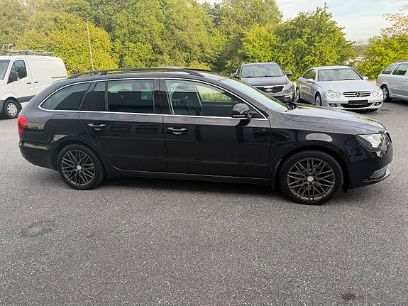 Skoda Superb 6 of 30