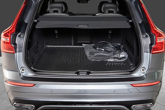 Volvo XC60 25 of 30