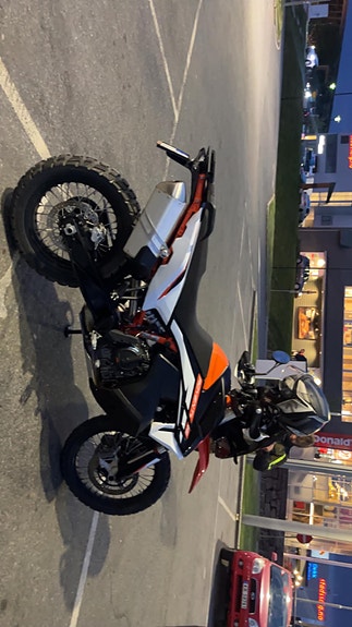 KTM 890 Adventure R 8 of 8