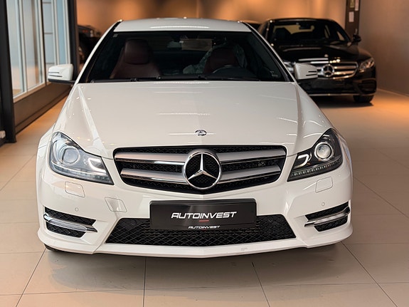 Mercedes-Benz C180 4 of 29