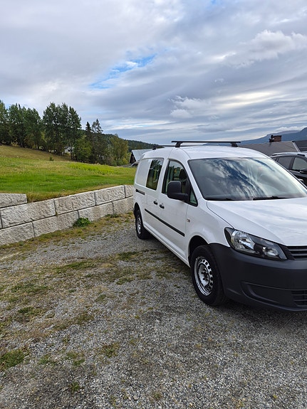 Volkswagen Caddy Maxi 10 of 12