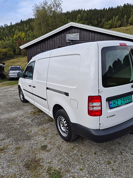 Volkswagen Caddy Maxi 4 of 12