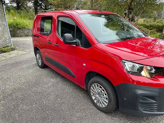 Peugeot Partner 3 of 9