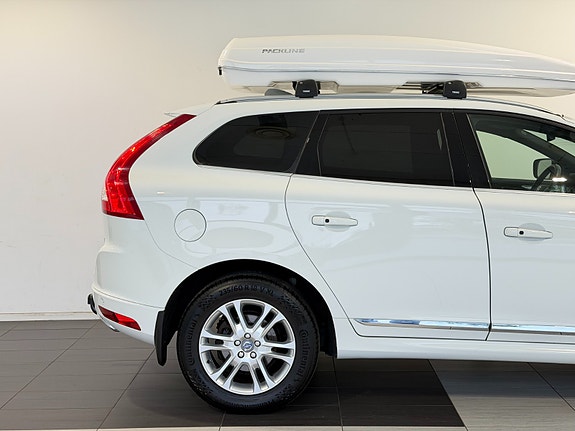 Volvo XC60 9 of 30