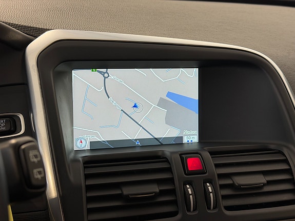 Volvo XC60 27 of 30