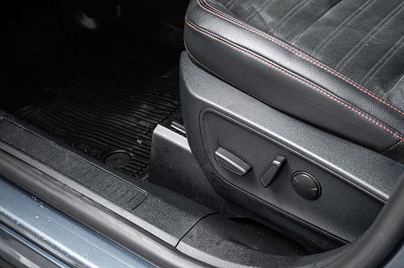Ford Kuga 15 of 24