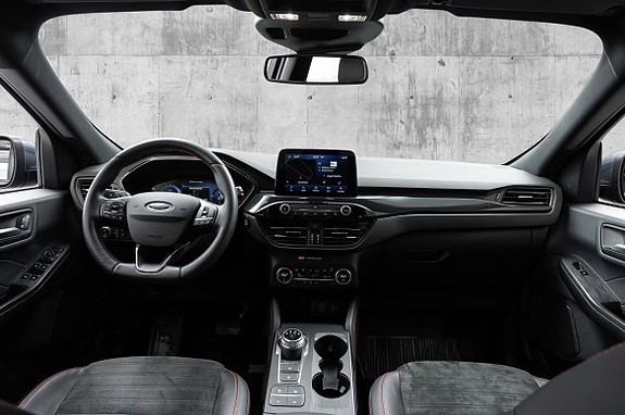 Ford Kuga 17 of 24